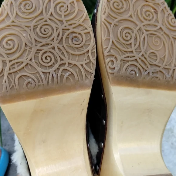 Ugg Kalie Genuine Black Leather Sheepskin Lined Wooden Clogs 7 - Picture 6 of 11